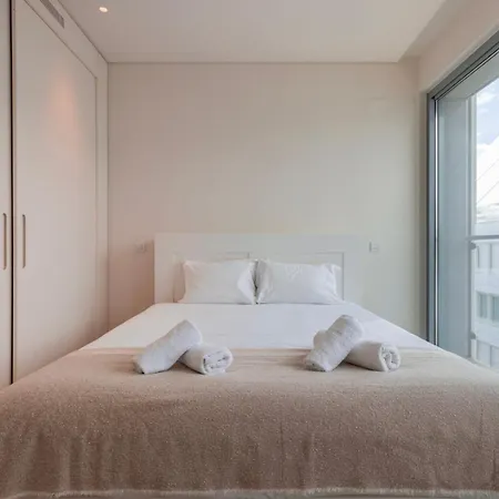 Prata Riverside Xxvii