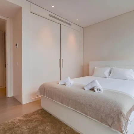 Prata Riverside Xxvii *